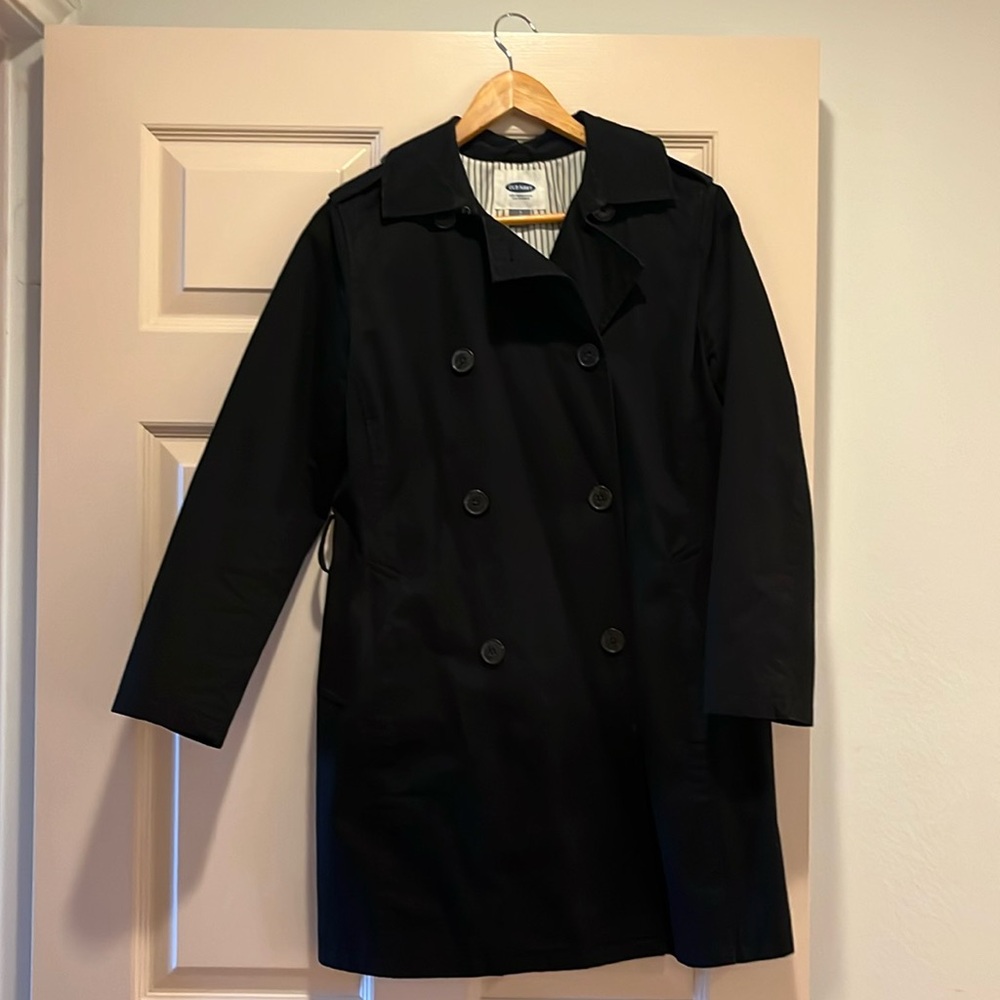 Old Navy, Petite Small Black Trench coat with Belt